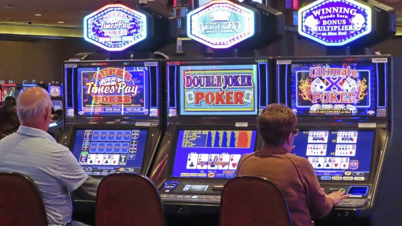 Intro: 1 % of Players Hit the 5‑Million‑Pound Jackpot 1 hadesbet banner